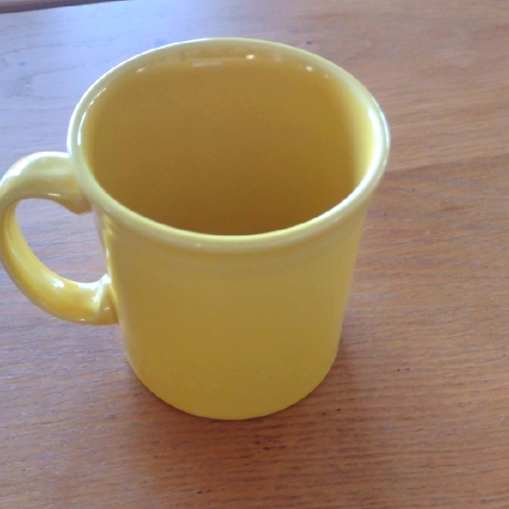 Homer Laughlin Fiesta Ware Sunflower Yellow Ceramic Mug